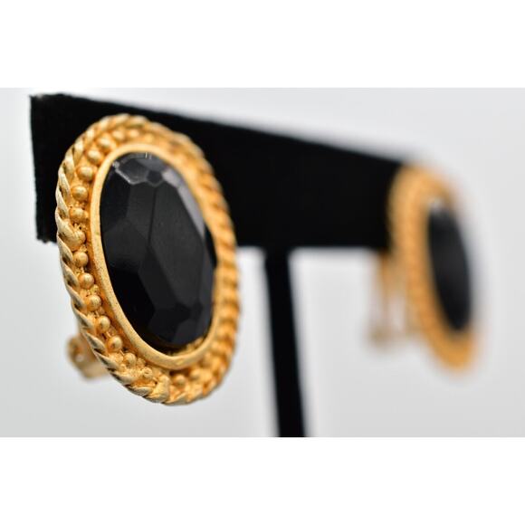 Vintage Crystal Clip On Earrings Black Oval Brushed Gold Matte Retro 1980s BinAI - Picture 4 of 12